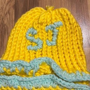 yellow beanie
